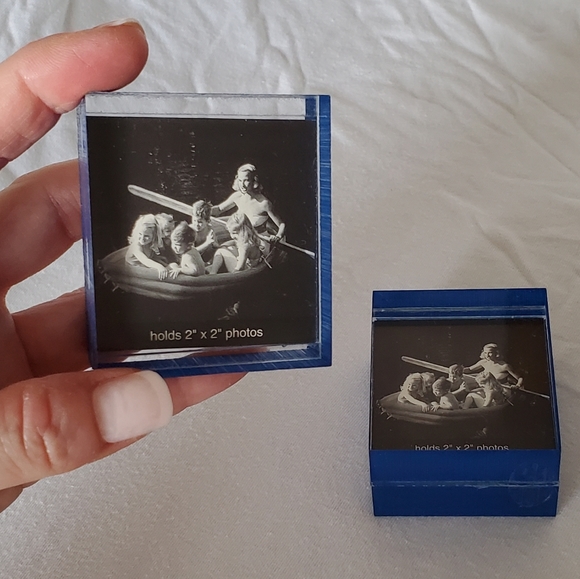 Mini 2x2 inch Picture Frames Yellow Blue Kids Photos Art - Picture 4 of 11